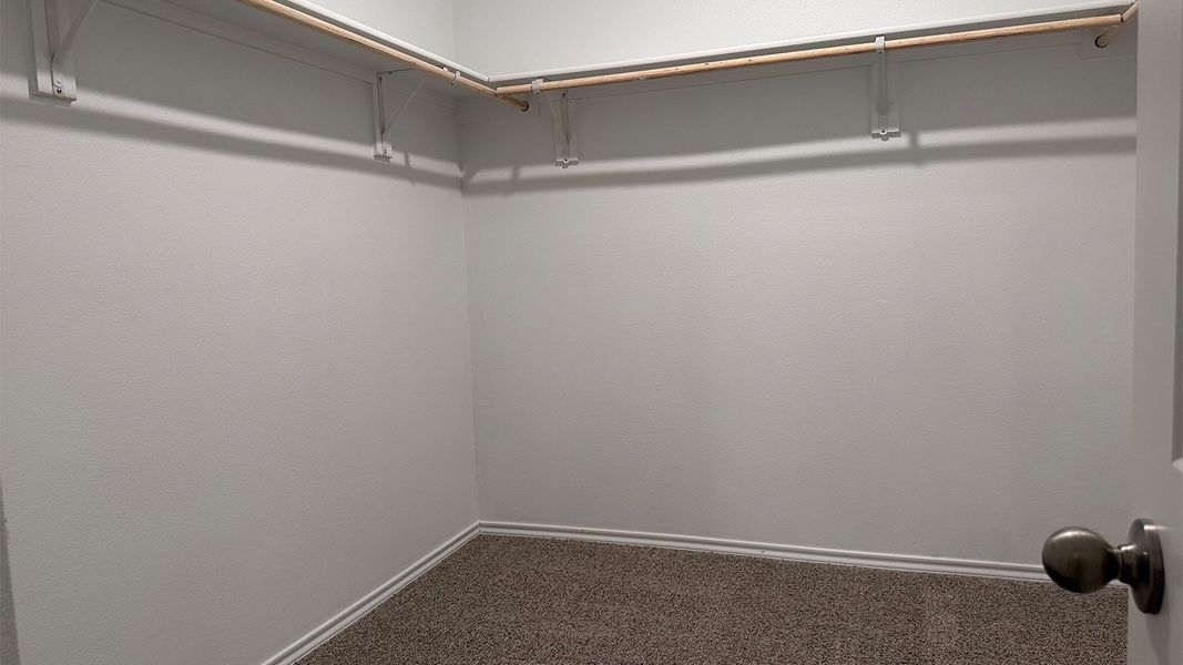 Spacious, unfurnished interior of a new home in Wildcat Ranch, Crandall (Image 9).