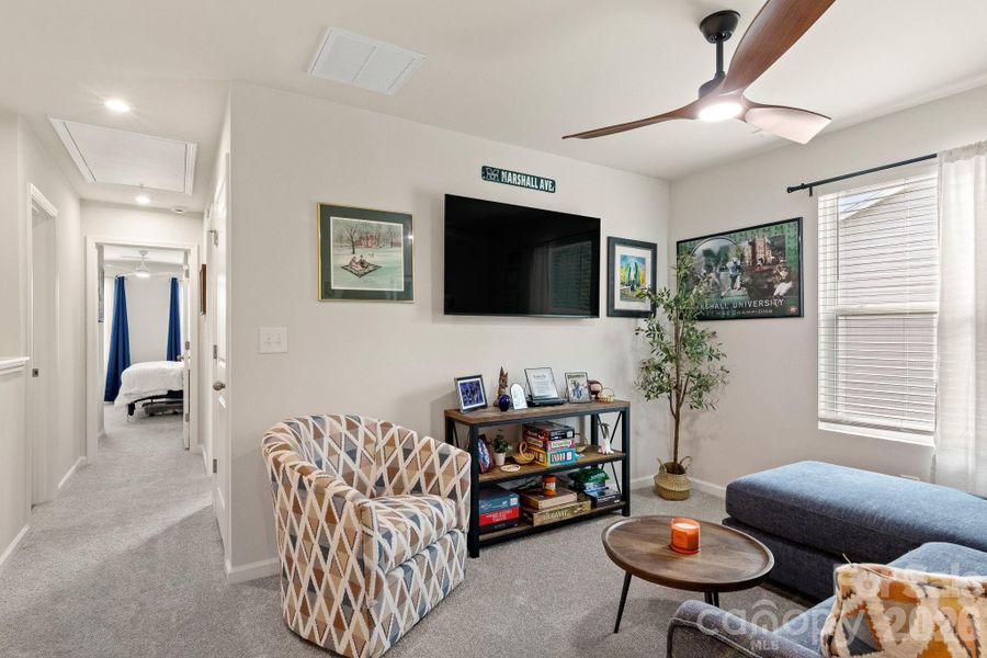 Furnished interior view inside a new home in Hedgecliff Townes, Concord (Image 27). Furnished interior view inside a new home in Hedgecliff Townes, Concord (Image 27).