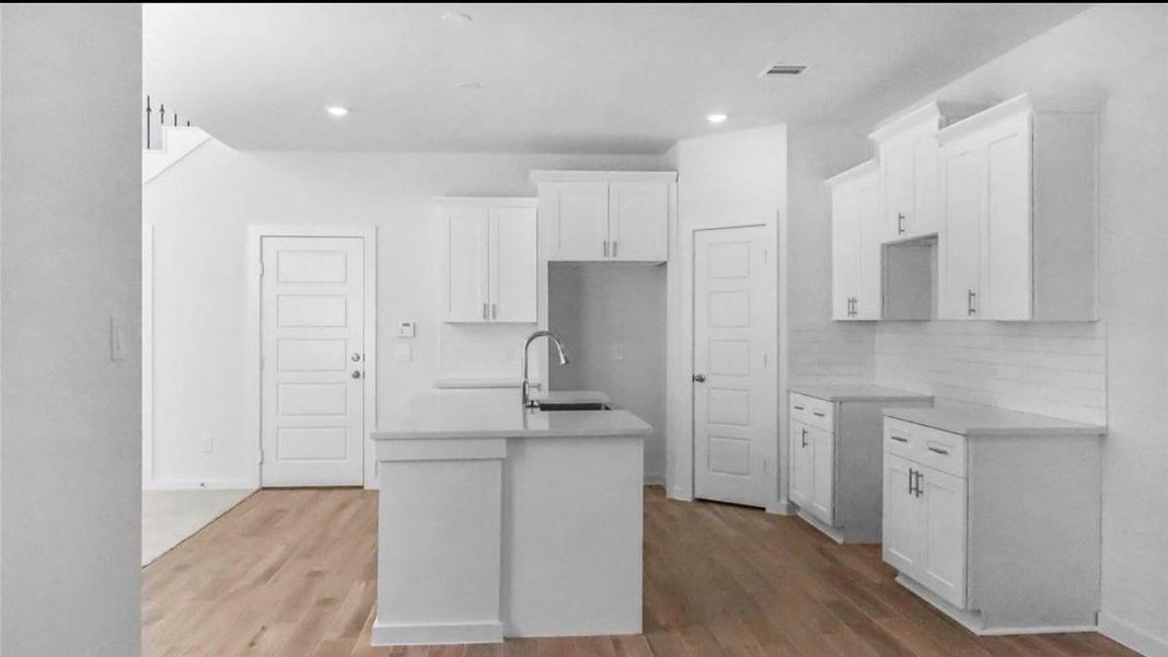 Furnished interior view inside a new home in Glendale Lakes, Rosharon (Image 8).