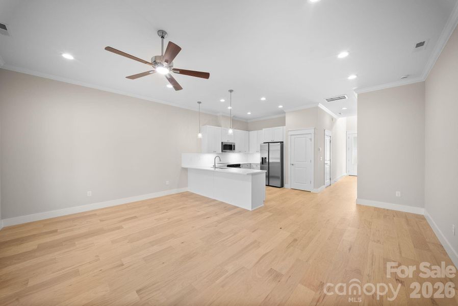 Spacious, unfurnished interior of a new home in , Asheville (Image 28).