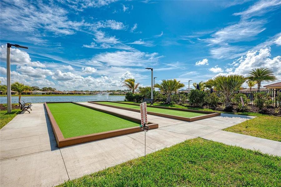 Community amenities in , Venice (Image 37). Community amenities in , Venice (Image 37).