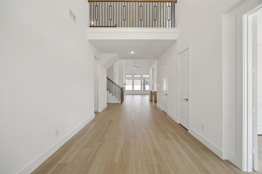 Spacious, unfurnished interior of a new home in Painted Tree Lakeside, McKinney (Image 19). Spacious, unfurnished interior of a new home in Painted Tree Lakeside, McKinney (Image 19).