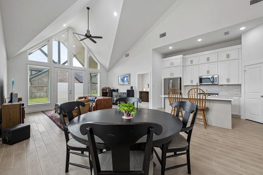 Furnished interior view inside a new home in Jubilee 45', 70', Hockley (Image 7).