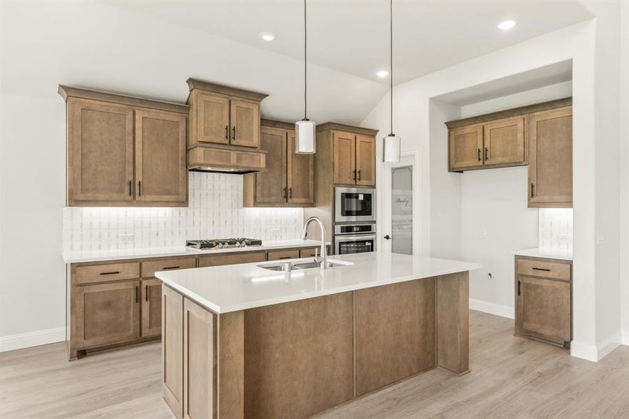 Furnished interior view inside a new home in Heartland Classic 60, Heartland (Image 17). Furnished interior view inside a new home in Heartland Classic 60, Heartland (Image 17).