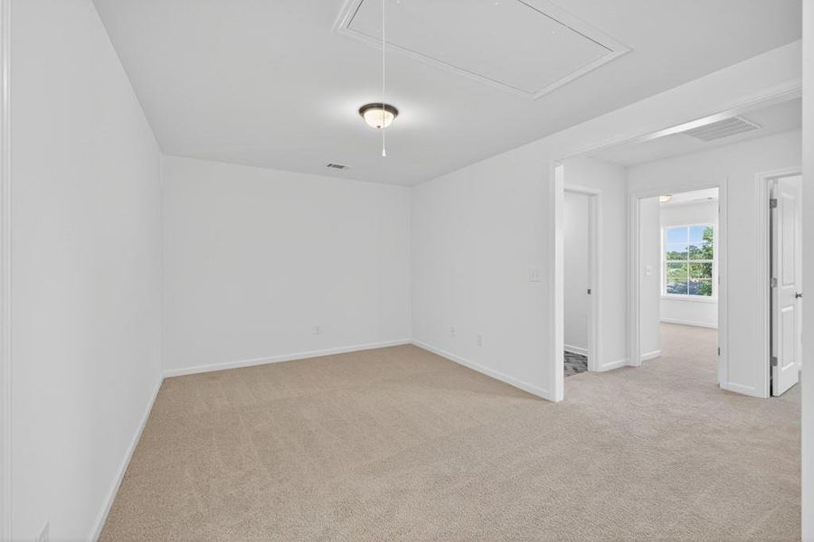 Spacious, unfurnished interior of a new home in , Jefferson (Image 38).