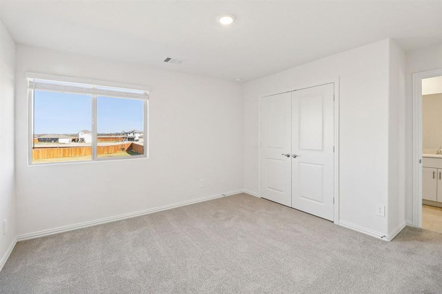 Spacious, unfurnished interior of a new home in , Farmersville (Image 27).