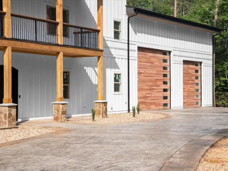 Exterior details and patio area of a home in , Dahlonega (Image 52).