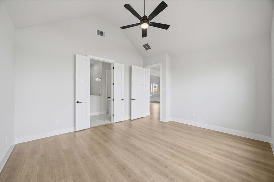 Spacious, unfurnished interior of a new home in Ellwood, Iowa Colony (Image 23). Spacious, unfurnished interior of a new home in Ellwood, Iowa Colony (Image 23).