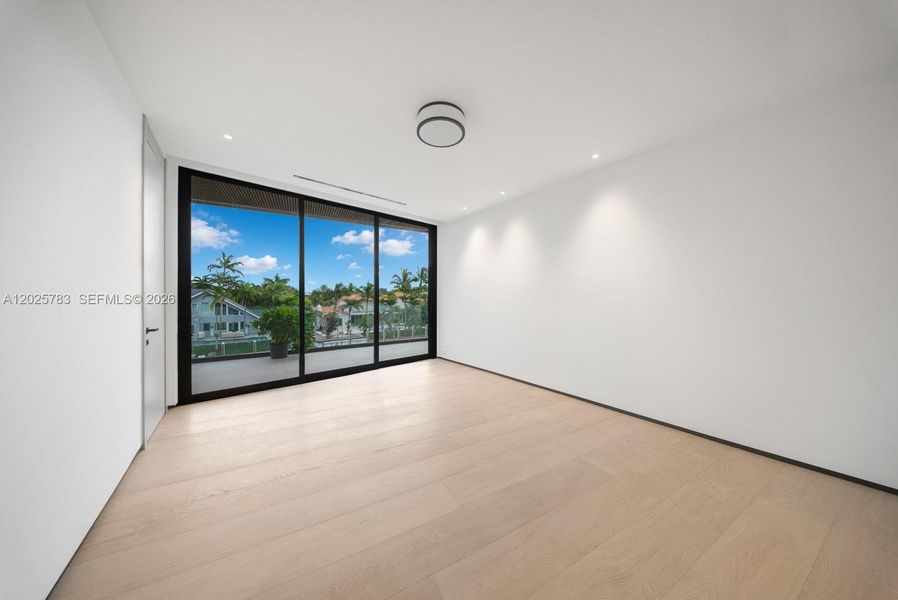 Spacious, unfurnished interior of a new home in , Coral Gables (Image 50). Spacious, unfurnished interior of a new home in , Coral Gables (Image 50).