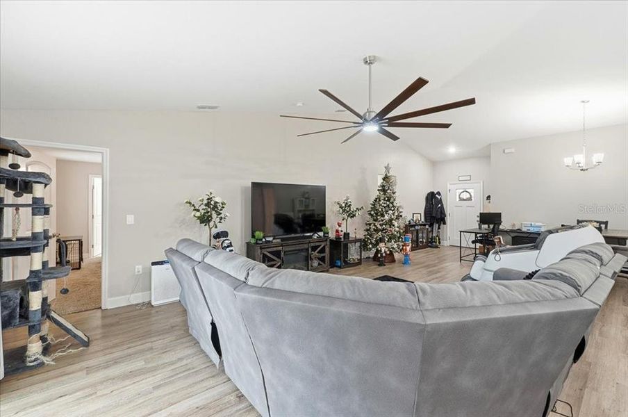 Furnished interior view inside a new home in , Auburndale (Image 5).