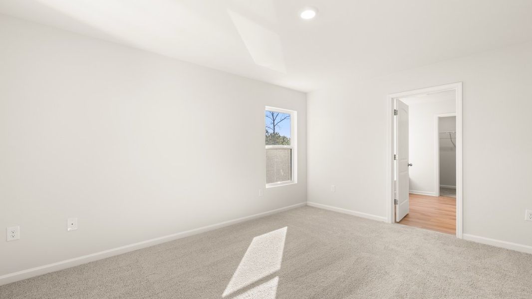 Spacious, unfurnished interior of a new home in Pointe Park, Union City (Image 19). Spacious, unfurnished interior of a new home in Pointe Park, Union City (Image 19).