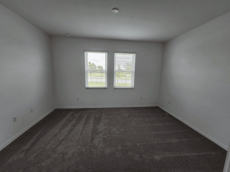 Spacious, unfurnished interior of a new home in Myers Estates, Seffner (Image 21).