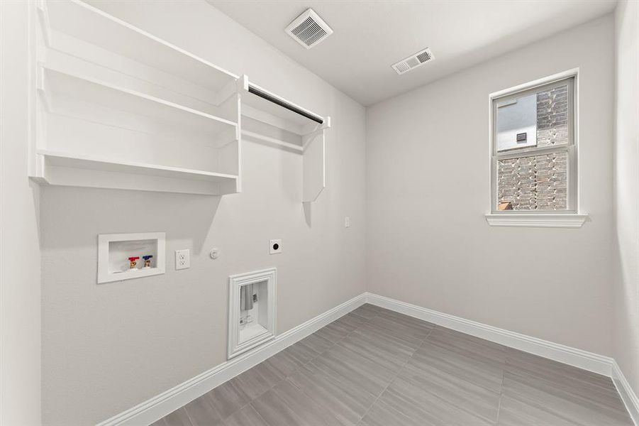 24. 4281 Berylline - Utility