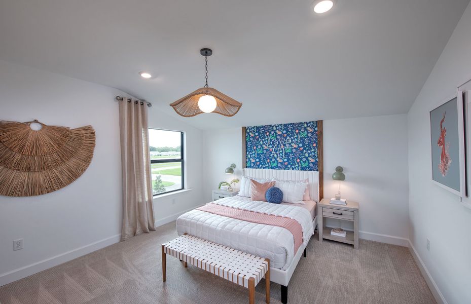 Additional upstairs bedroom