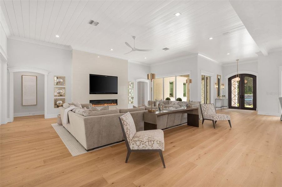 Furnished interior view inside a new home in , Gainesville (Image 38).