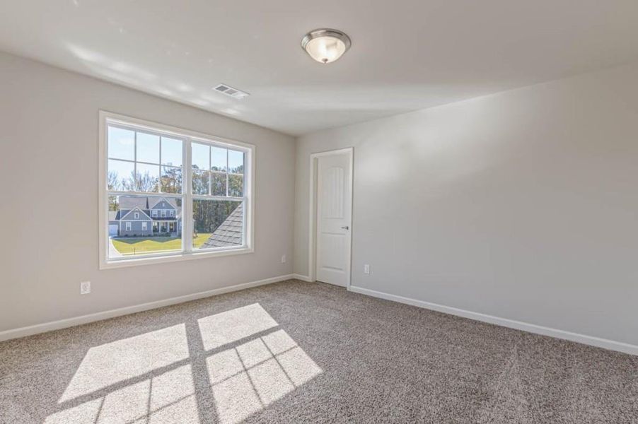 Spacious, unfurnished interior of a new home in Thalley Creek Estates, Cumming (Image 31).