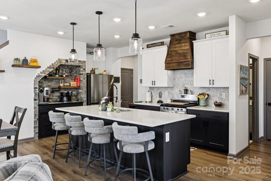 Chef's Kitchen Chef's Kitchen