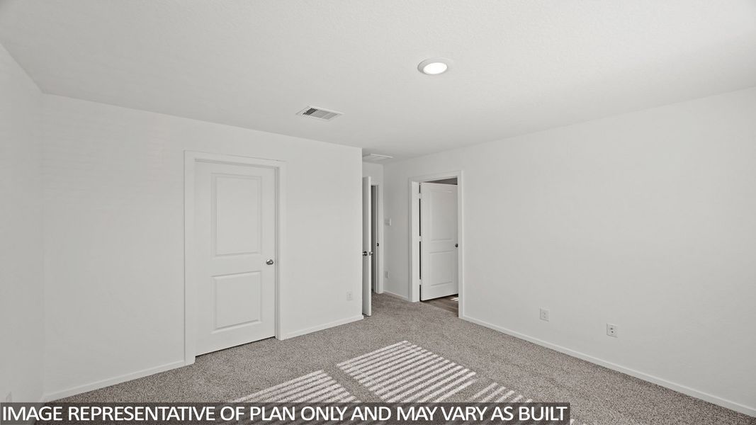 Spacious, unfurnished interior of a new home in Bridges on Lake Houston Villas, Humble (Image 15).