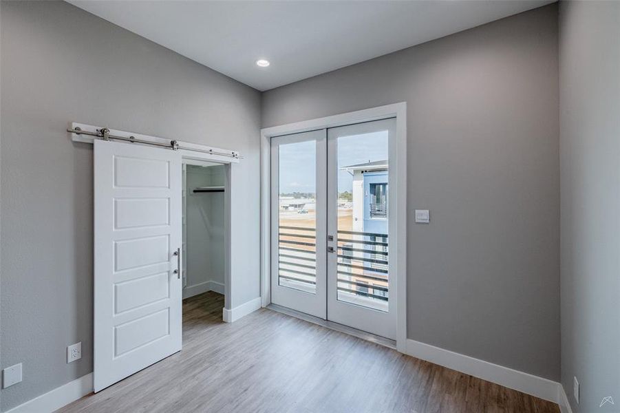 Spacious, unfurnished interior of a new home in , Fort Worth (Image 20). Spacious, unfurnished interior of a new home in , Fort Worth (Image 20).