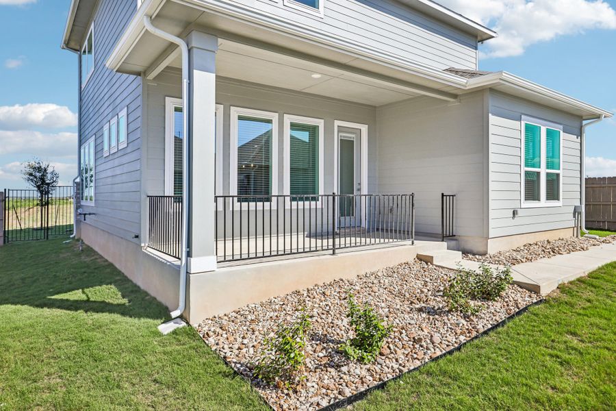Representative exterior details of a home built from the Homestead by Pacesetter Homes in Easton Park, Austin (Image 27). Representative exterior details of a home built from the Homestead by Pacesetter Homes in Easton Park, Austin (Image 27).