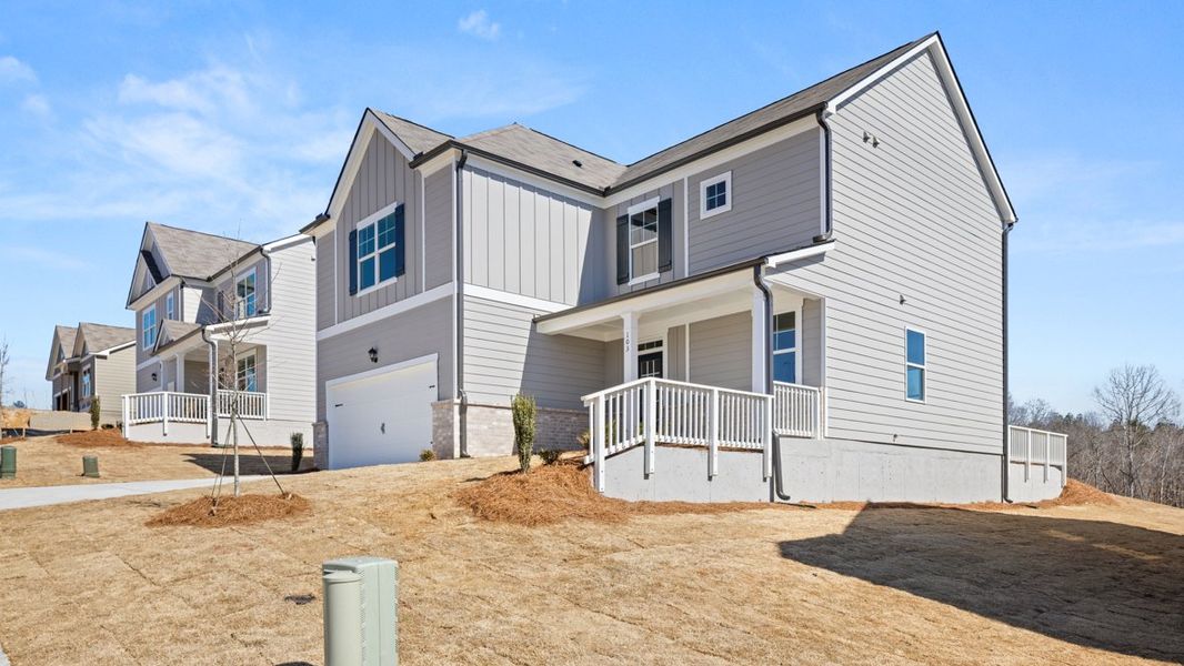 Representative exterior details of a home built from the Flora by D.R. Horton in Sheffield Highlands, Dallas (Image 3).