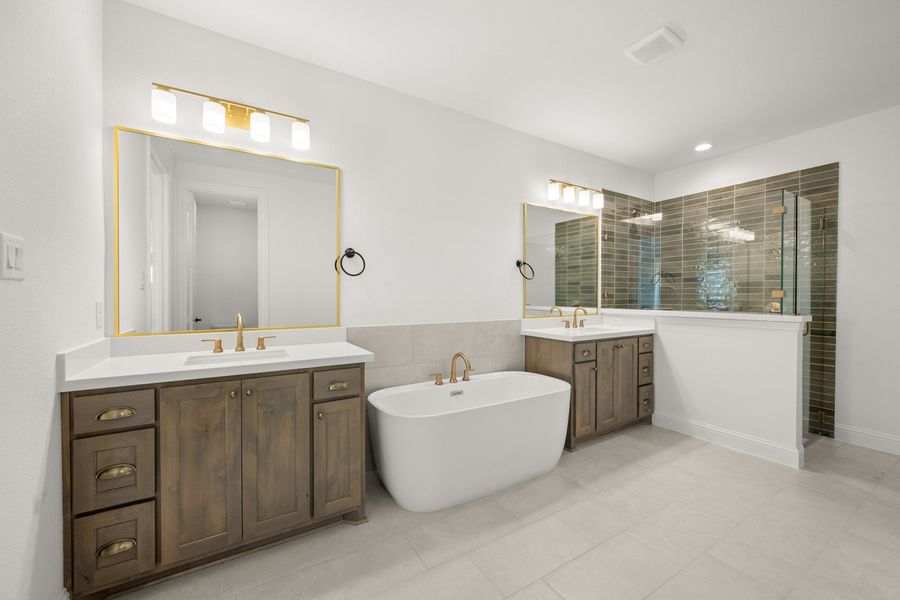 Furnished interior view inside a new home in Redden Farms, Midlothian (Image 11).