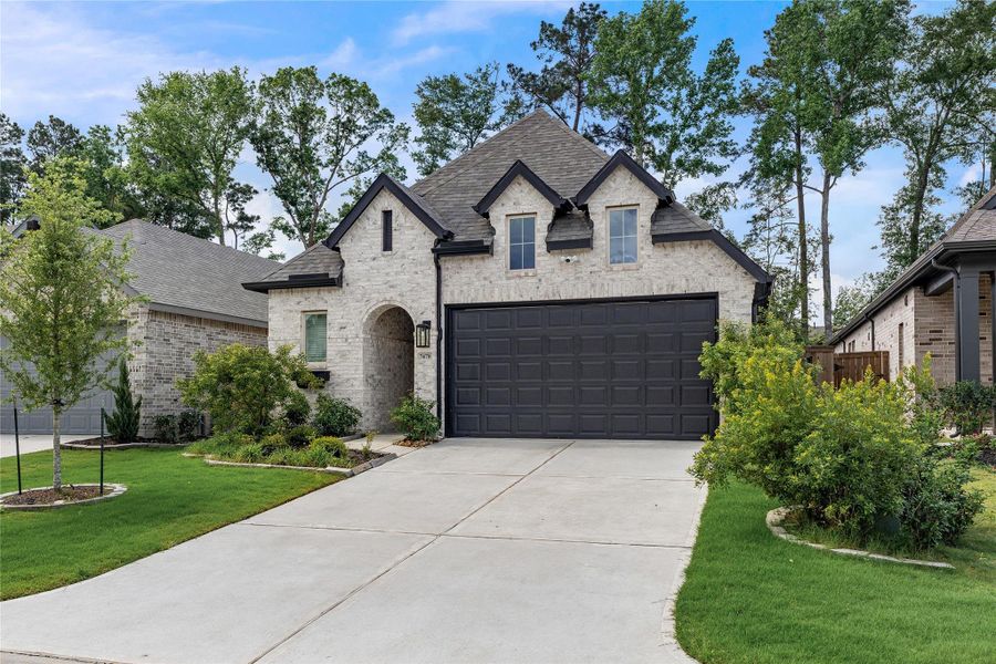 Welcome to 7478 Cattail Falls, where elegance meets comfort in this stunning brick home, offering a spacious driveway, lush landscaping, and a serene neighborhood setting perfect for your new beginning. Welcome to 7478 Cattail Falls, where elegance meets comfort in this stunning brick home, offering a spacious driveway, lush landscaping, and a serene neighborhood setting perfect for your new beginning.