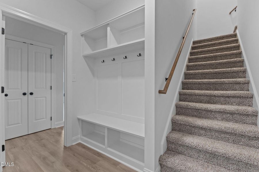 21-web-or-mls-AZ3A3722