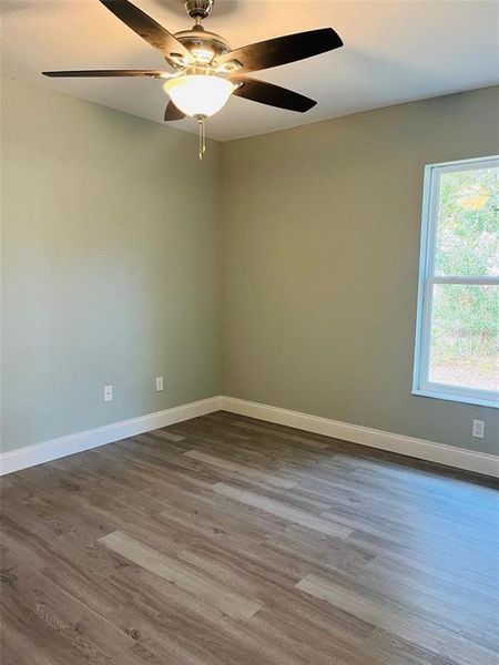 Spacious, unfurnished interior of a new home in , Lakeland (Image 8).