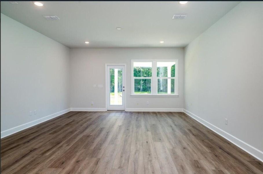 Spacious, unfurnished interior of a new home in Cedar Glen Preserve, Huger (Image 8). Spacious, unfurnished interior of a new home in Cedar Glen Preserve, Huger (Image 8).