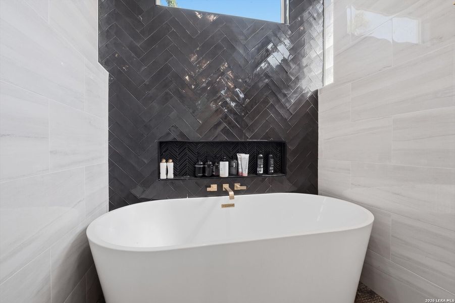 Image 32 of a home in .