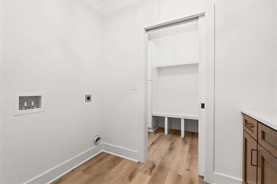 Spacious, unfurnished interior of a new home in , Waco (Image 43).