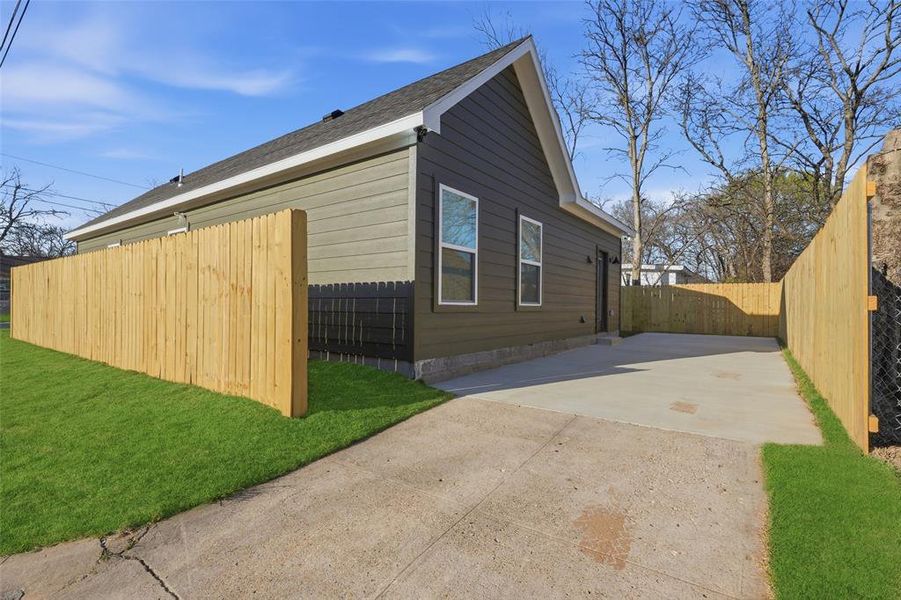 Exterior details and patio area of a home in , Dallas (Image 15). Exterior details and patio area of a home in , Dallas (Image 15).