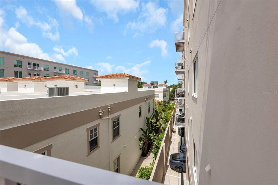 Exterior details and patio area of a home in Castille Urbana, St. Petersburg (Image 24).