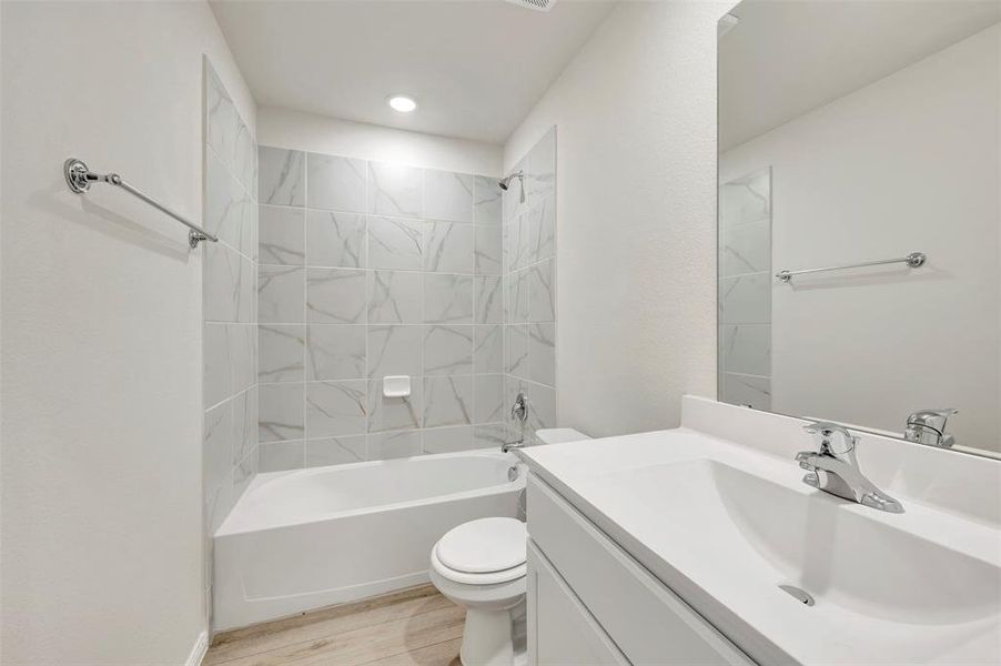 Furnished interior view inside a new home in Meadow Park, Ponder (Image 10). Furnished interior view inside a new home in Meadow Park, Ponder (Image 10).