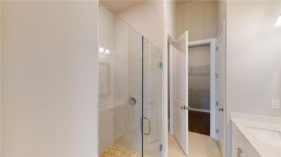 Furnished interior view inside a new home in Aberdeen, Hoschton (Image 5).