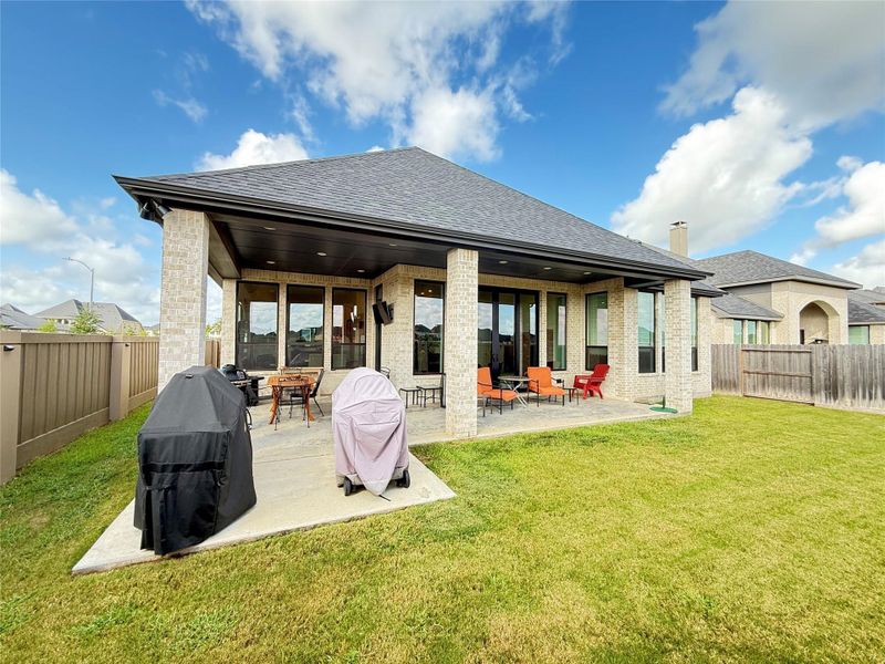 Exterior details and patio area of a home in Cross Creek West, Fulshear (Image 22).