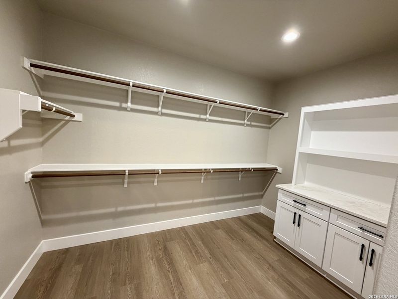 Spacious, unfurnished interior of a new home in , Canyon Lake (Image 21). Spacious, unfurnished interior of a new home in , Canyon Lake (Image 21).