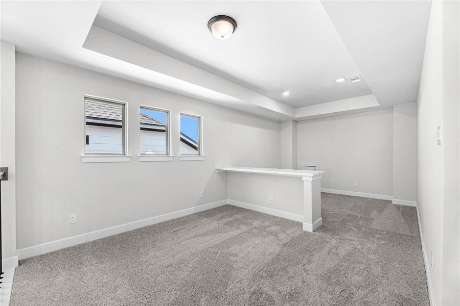 Spacious, unfurnished interior of a new home in , Fulshear (Image 14).