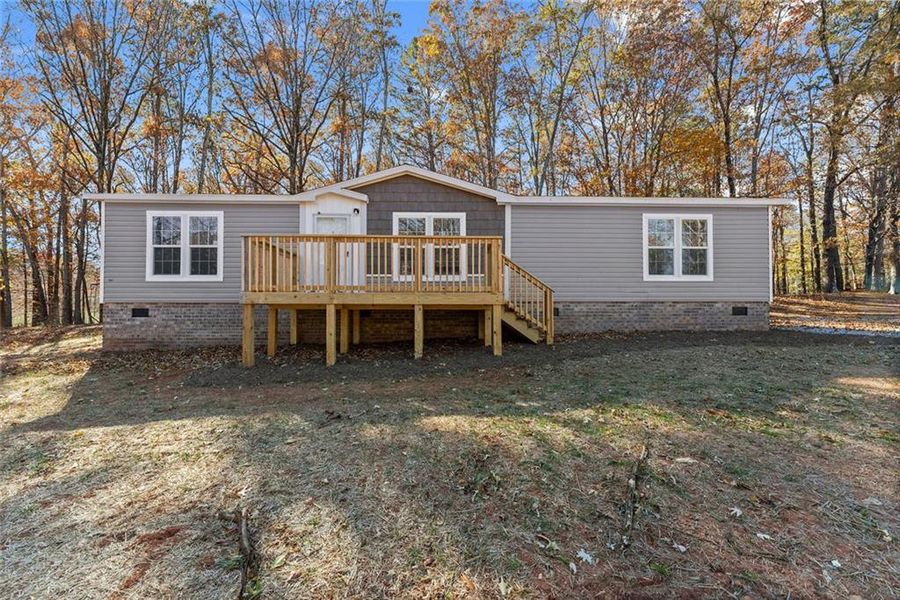 Exterior details and patio area of a home in , Cleveland (Image 17).