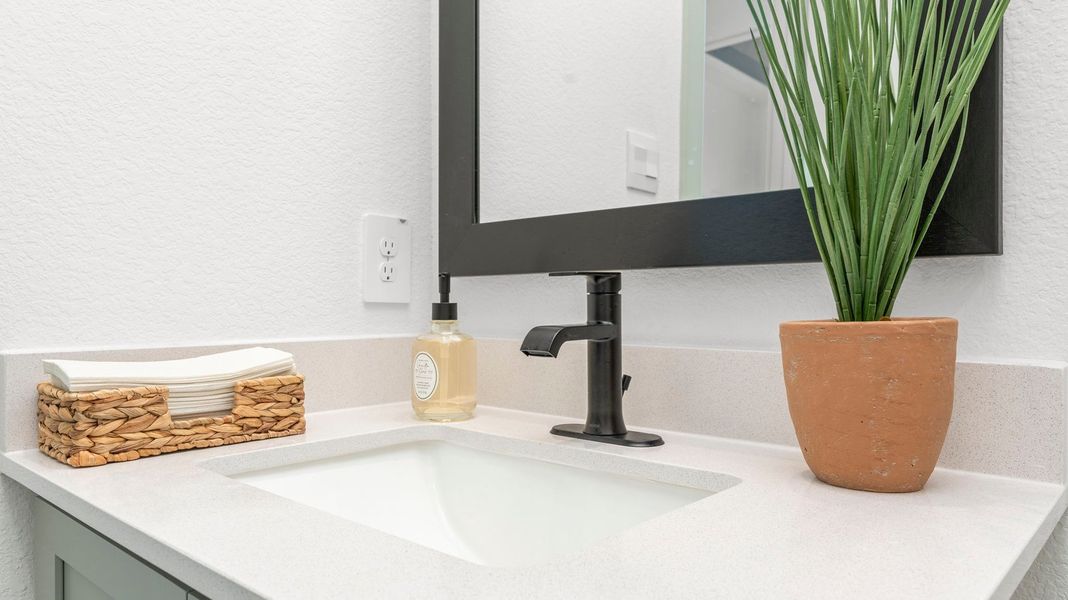 Close-up of interior finishes inside a home in Alexander 55' Homesites, Pearland (Image 14). Close-up of interior finishes inside a home in Alexander 55' Homesites, Pearland (Image 14).