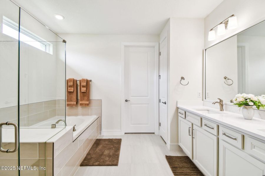 Furnished interior view inside a new home in , St. Augustine (Image 45).