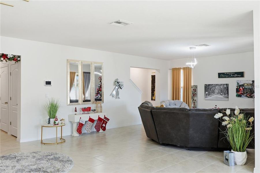 Furnished interior view inside a new home in Wind Meadows South, Bartow (Image 15).