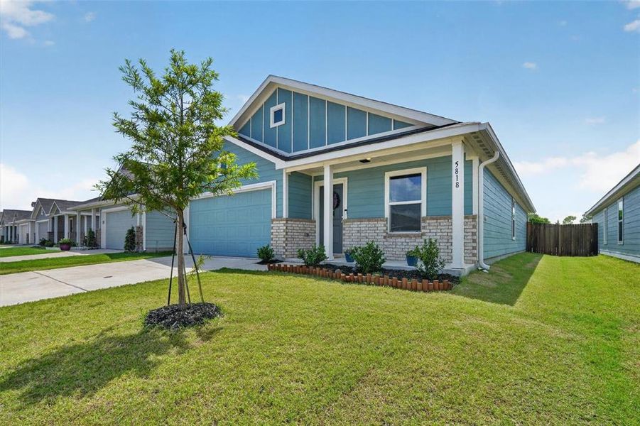 Front exterior of a new home in Bridgewater, Princeton, TX, highlighting curb appeal (Image 2). Front exterior of a new home in Bridgewater, Princeton, TX, highlighting curb appeal (Image 2).