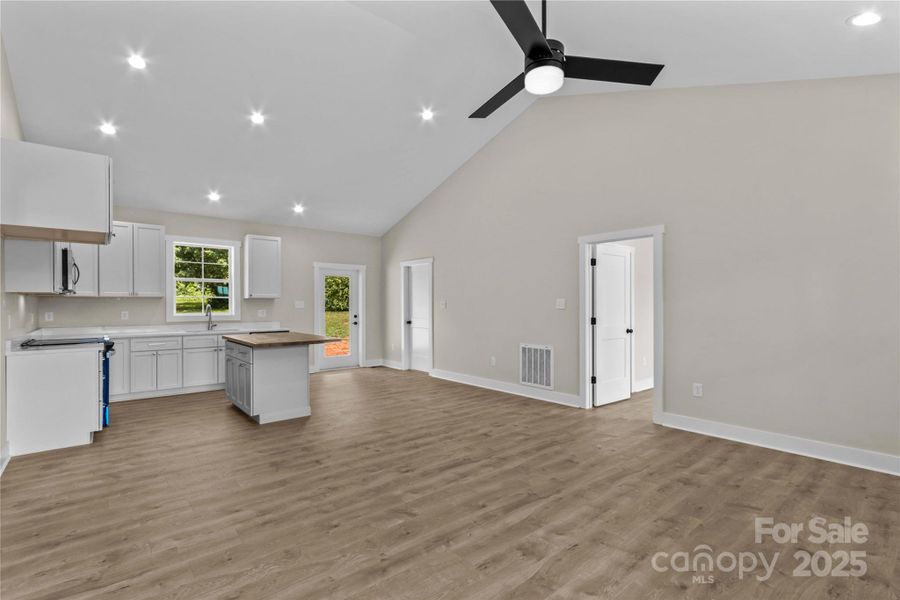 Image 23 of a home in .