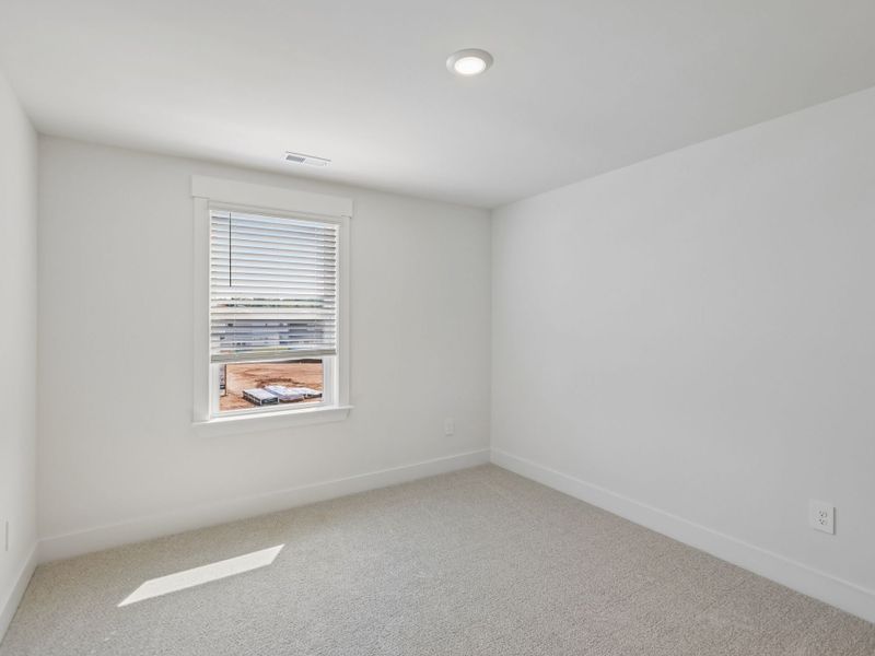 Spacious, unfurnished interior of a new home in Watkins Glen, Raleigh (Image 27). Spacious, unfurnished interior of a new home in Watkins Glen, Raleigh (Image 27).