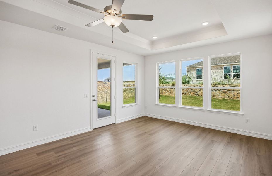 Spacious, unfurnished interior of a new home in Del Webb at Legacy Hills, Celina (Image 14).