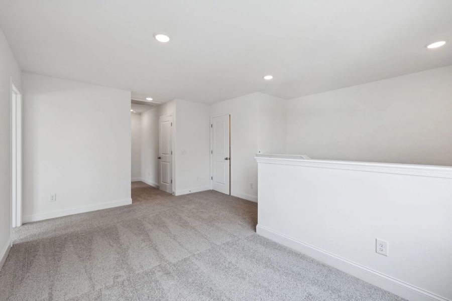 Spacious, unfurnished interior of a new home in Willow Landing, Mount Juliet (Image 23).