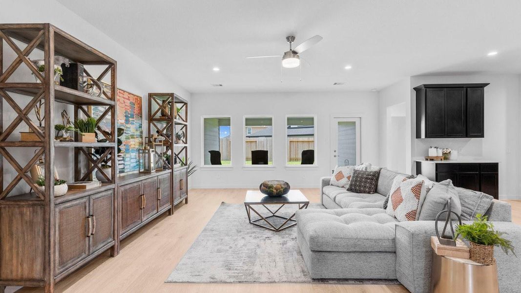 *Images and 3D tour are for illustration only and options may vary from home as built.