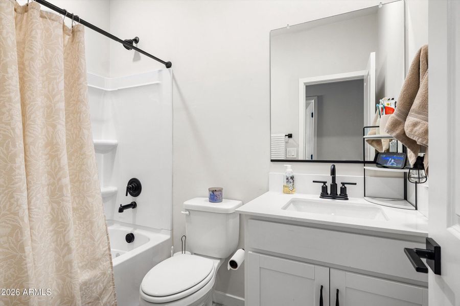 21-2822 W White Feather Ln_21